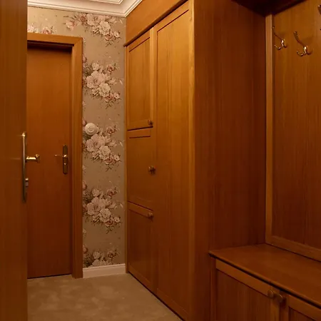 Konukevi Lhotka 4*