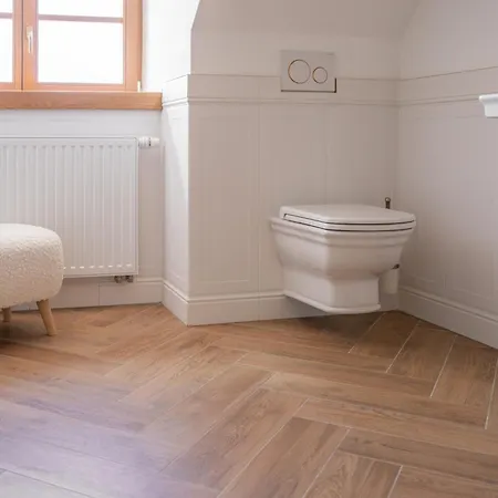 Gasthuis Lhotka 4*